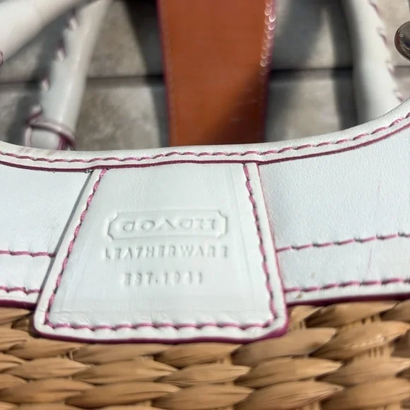 Vintage Coach Straw Bag with Daisies A04K-4443 Limited Edition/Rare - Picture 10 of 16